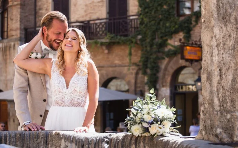 Wedding in Barga Pool shooting wedding photography